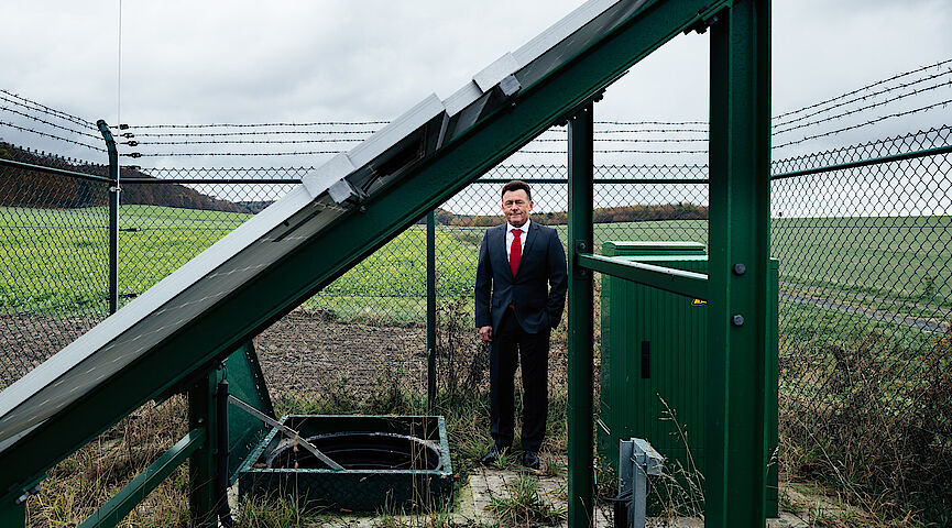 Image with missing alt attribute found on dmt-gmbh.de