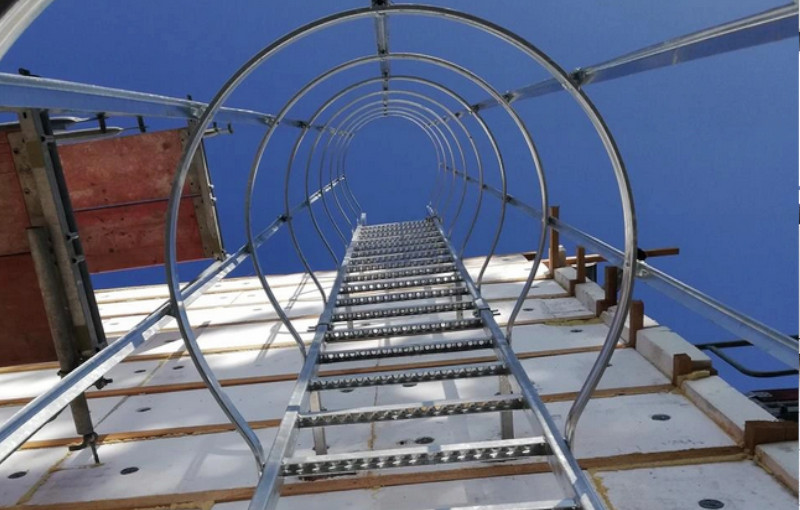 Image with missing alt attribute found on drabinyewakuacyjne.pl