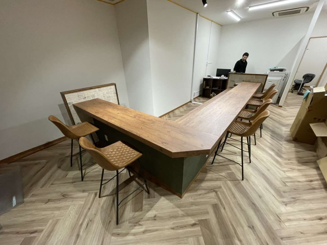 住之江区不動産店様のカウンターメラミン工事