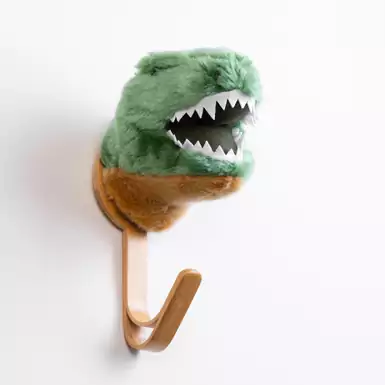 Image with missing alt attribute found on fama.ua