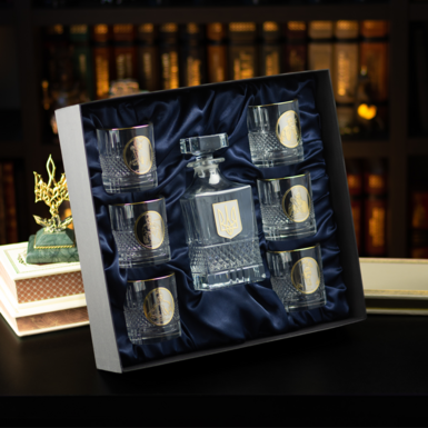 Кришталевий графин та 6 склянок фото