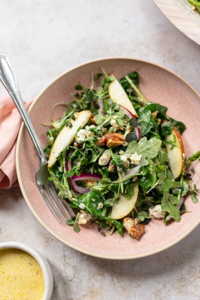 Arugula Pear Salad with Cheese and Walnuts