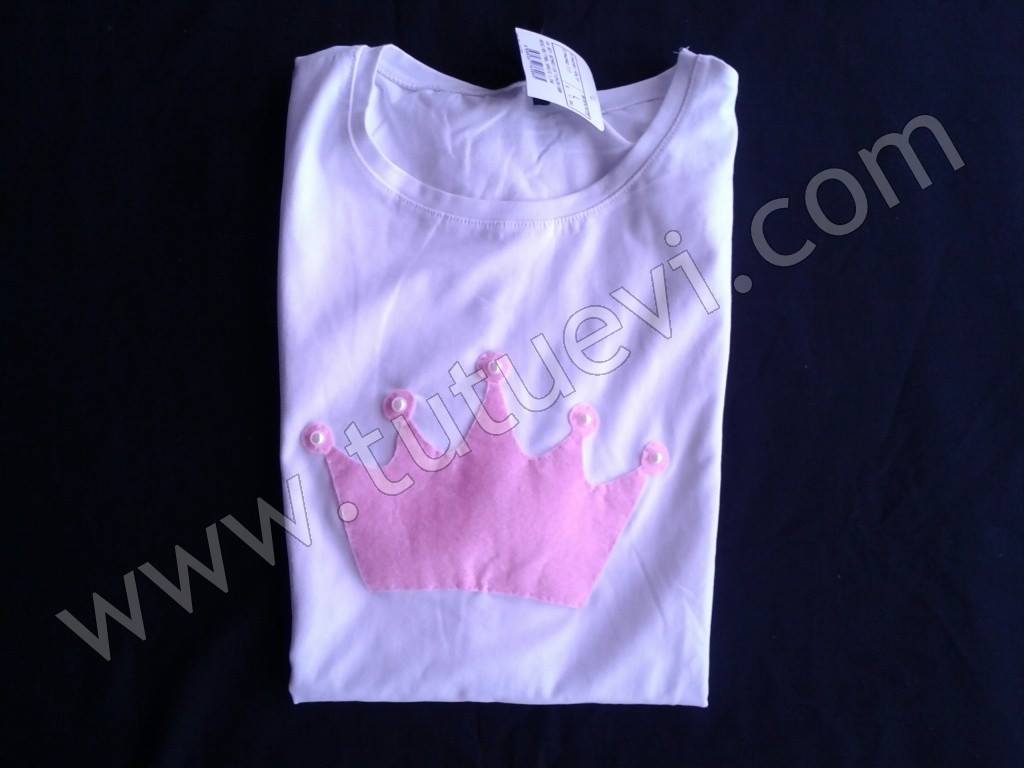 İlknur Hanımın özel olarak hazırlattığı body hazır, elbise sahibinin mutlu günlerde giymesini diliyoruz.