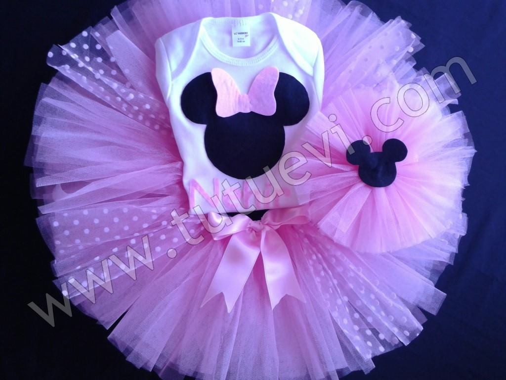 Sedanur Hanımın Prenses kızı için hazırlattığı body, tütü etek ve saç bandından oluşan tütü takımı hazır, mutlu günlerde giymesini diliyoruz.