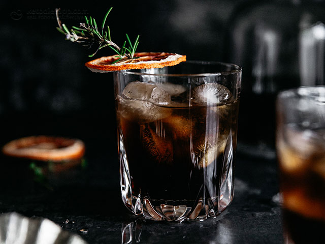 Homemade Low-Carb Amaretto