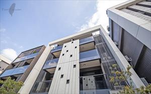 台灣民宿「飛高高的胖柳丁」