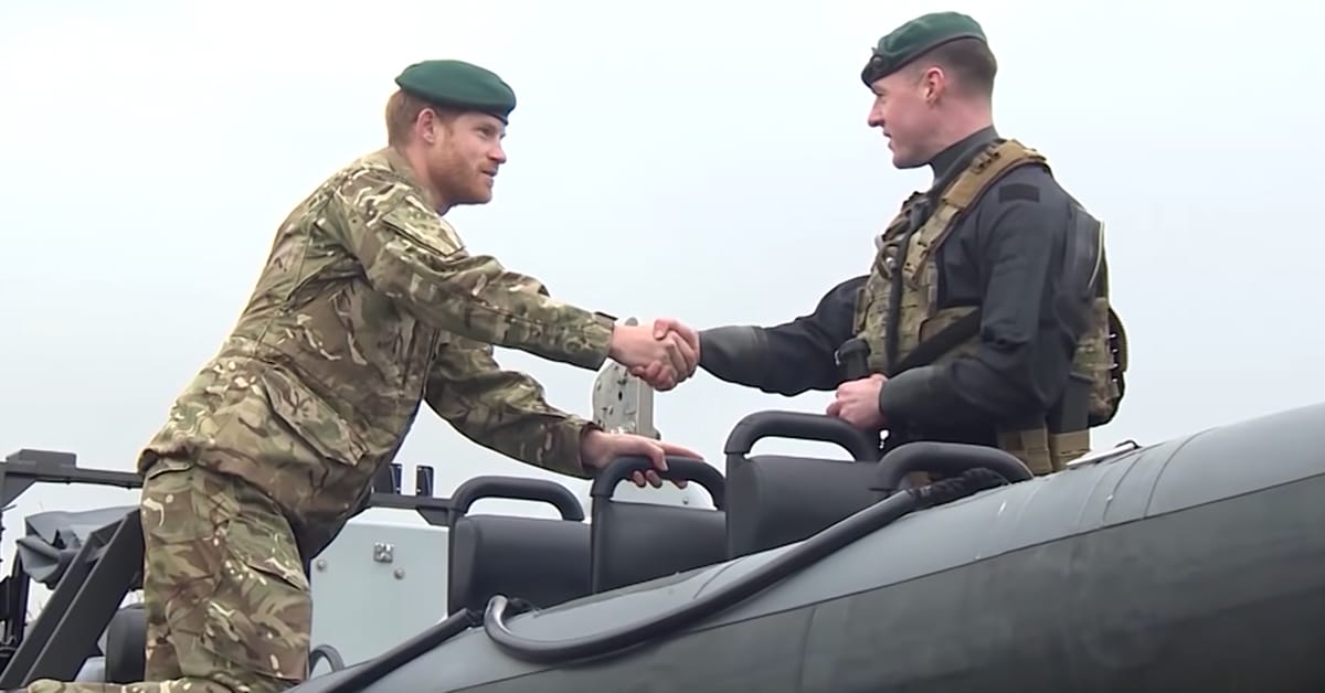 Image with missing alt attribute found on gayety.co