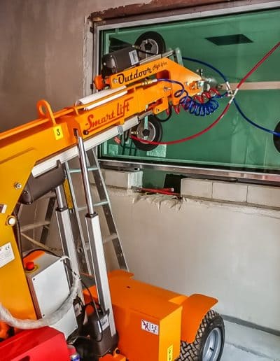 Verglasungsarbeiten mit einem Glaslifter bis 600 kg
