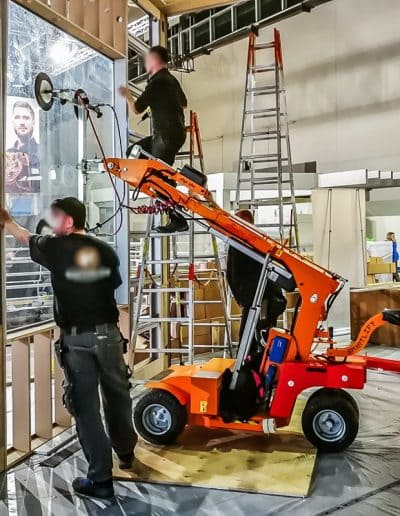 Glasroboter Smartlift hilft bei der Fenstermontage