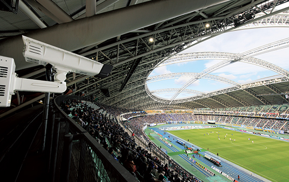 Image with missing alt attribute found on global.canon