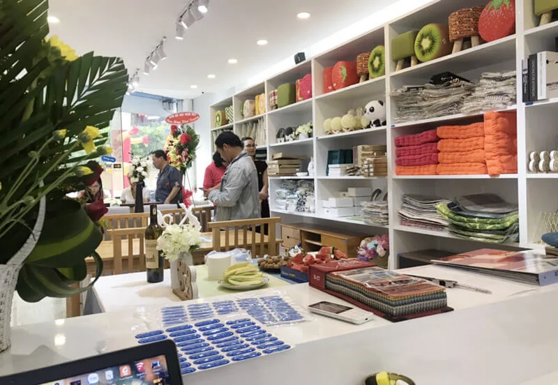 Image with missing alt attribute found on gotrangtri.vn