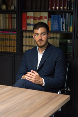 Image with missing alt attribute found on grinyogimeno.com