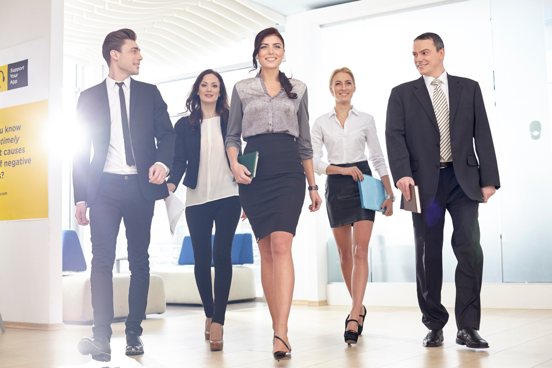 ビザの取得や更新に強い行政書士としてご好評いただいております