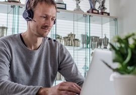 Image with missing alt attribute found on holdsport.dk