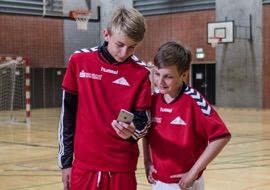 Image with missing alt attribute found on holdsport.dk