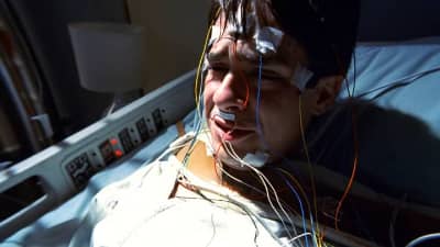 Доктор Хаус 1 сезон 2 серия