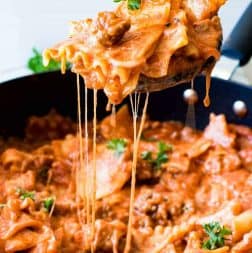 Image with missing alt attribute found on houseofyumm.com