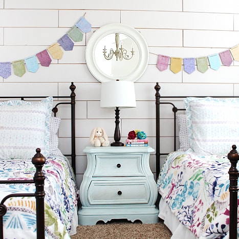 Image with missing alt attribute found on howtonestforless.com