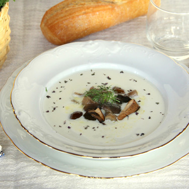 Sopa de Idiaz&aacute;bal, el mejor entrante navide&ntilde;o para los amantes del queso