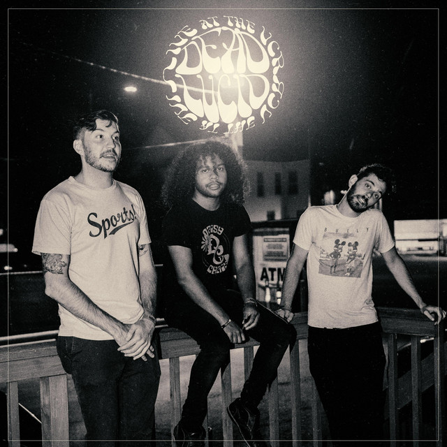 Image with missing alt attribute found on submithub.com