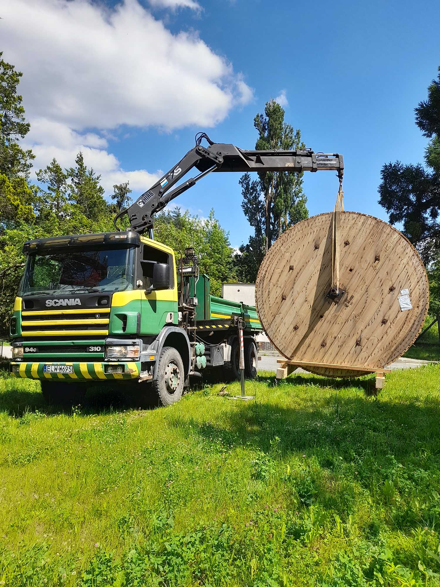 Image with missing alt attribute found on ihds.pl