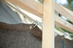 Image with missing alt attribute found on architonic.com