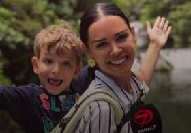 Özlem Tunca ile Dünyayı Geziyorum