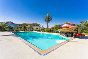 Image with missing alt attribute found on corendon.nl