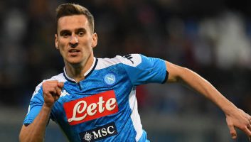 Image with missing alt attribute found on footyroom.com