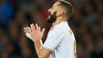 Image with missing alt attribute found on footyroom.com