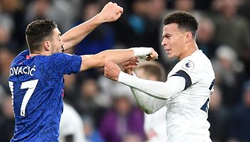 Image with missing alt attribute found on footyroom.com