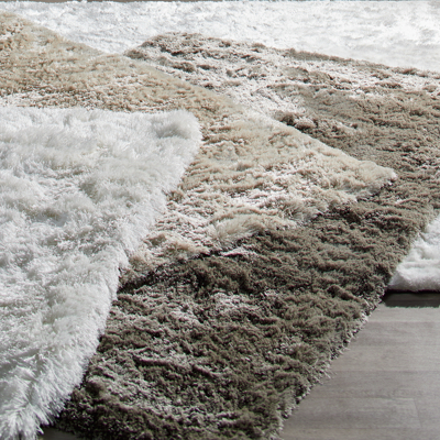 Image with missing alt attribute found on zgallerie.com