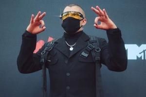 Image with missing alt attribute found on mural.com