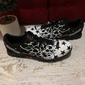 Reebok,оригінал,із спорт матеріалу,розмір 44,устілка 28,5