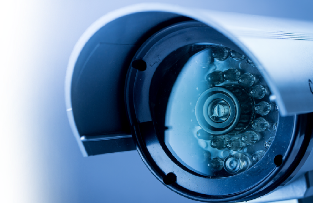 Image with missing alt attribute found on inteliviu.com