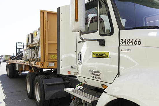 Image with missing alt attribute found on jbhunt.com