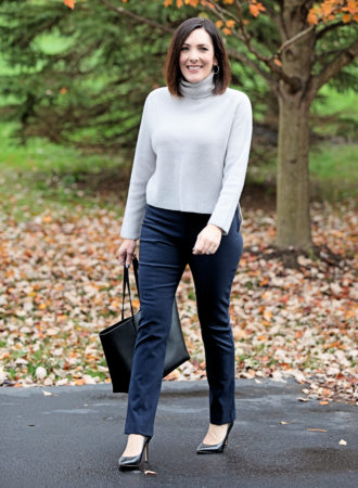 Image with missing alt attribute found on jolynneshane.com