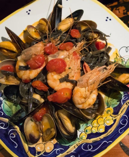 Image with missing alt attribute found on kirbiecravings.com