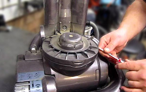 Image with missing alt attribute found on kirkwoodsweeper.com