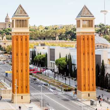 Image with missing alt attribute found on lingohut.com