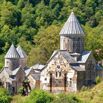 Image with missing alt attribute found on lingohut.com