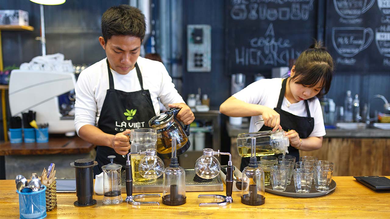 Image with missing alt attribute found on ocha.vn