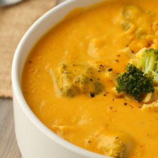 Vegan broccoli cheese soup