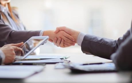 Image with missing alt attribute found on luxuryyachtchartergreece.com