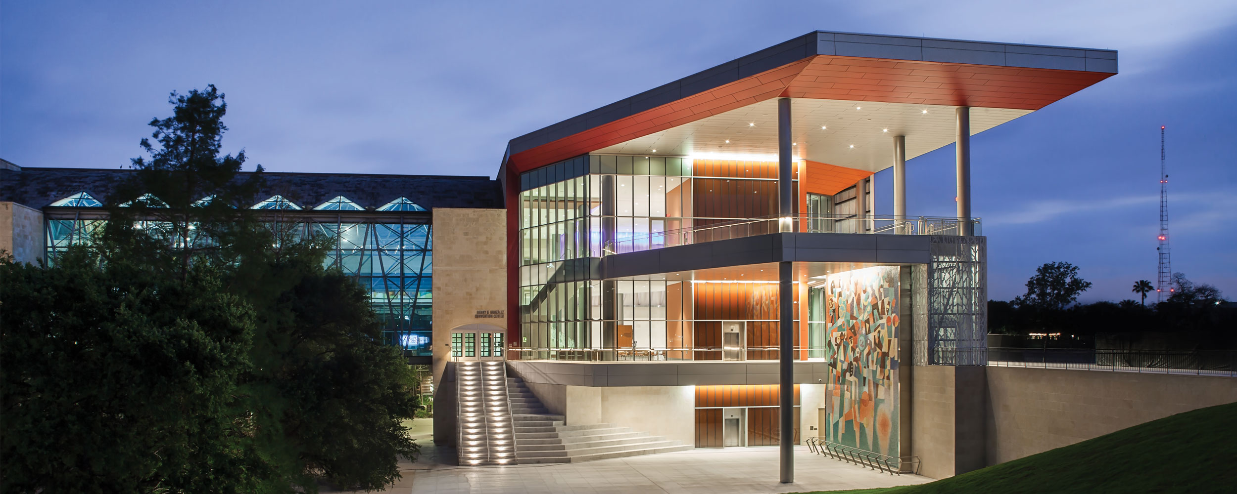 Image with missing alt attribute found on marmonmok.com