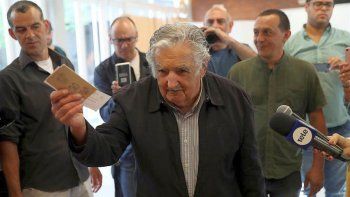 Vot&oacute; Mujica en Montevideo: Hay algunos cipayos nost&aacute;lgicos que no deber&iacute;an acontecer