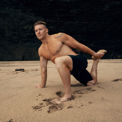 Image with missing alt attribute found on romwod.com