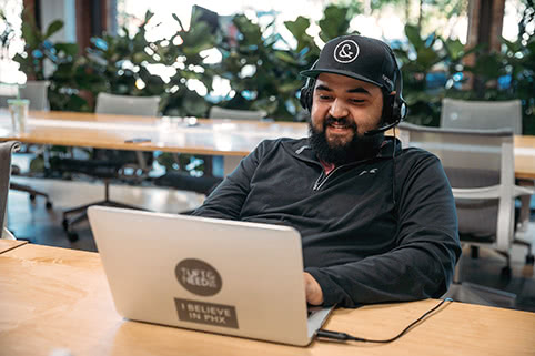 Image with missing alt attribute found on simplymeasured.com