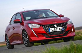 Peugeot 208 2019 front tracking (LHD)