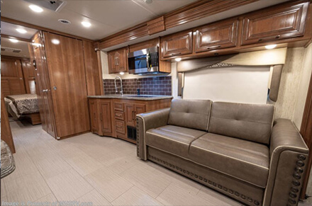 Image with missing alt attribute found on mhsrv.com